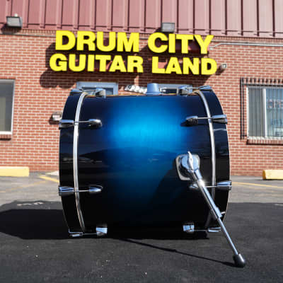 Yamaha Stage Custom Series - Deep Blue Sunburst Lacquer - 17 x 20" Bass Drum (2024) image 2