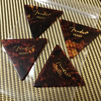 Fender Classic Heavy Tortoise Celluloid 355 Triangle Pick (NEW OLD