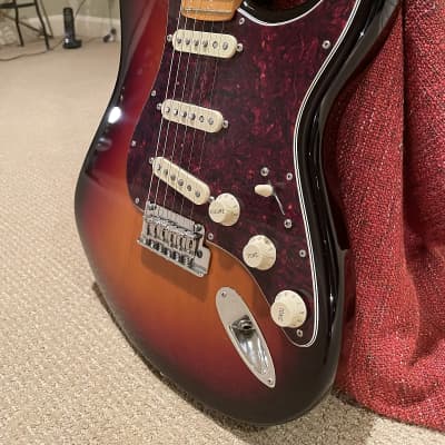 Fender American Professional II Stratocaster 2021 - 3tone Sunburst image 11