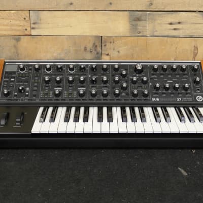 Moog Subsequent 37 CV (#0760 Of Only 2000) Paraphonic, 60% OFF