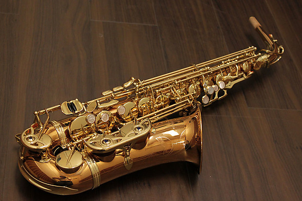 YANAGISAWA A-902 Alto Saxophone