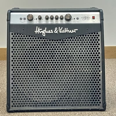 ベース Hughes & Kettner BASS FORCE XXL combo ベース Hughes & Kettner BASS FORCE XXL combo ベース Hughes