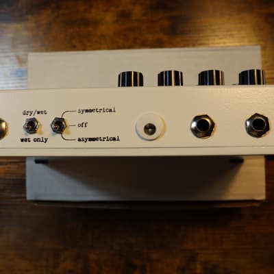 Beautiful Noise When the Sun Explodes white | Reverb