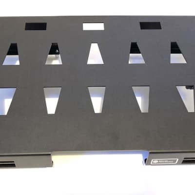 Large Rolling Pedalboard Aluminum Alloy pedalboard with wheels and case image 3