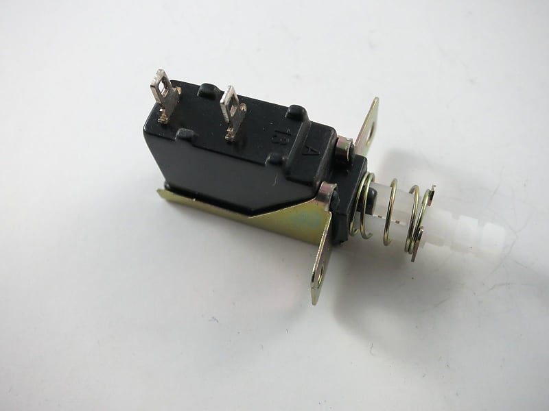 Yamaha - TX81Z , PF85 - power switch image 1