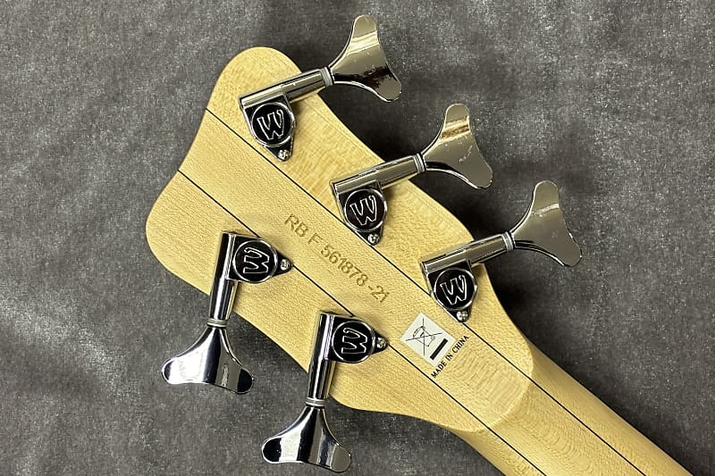 WARWICK Rockbass CORVETTE ５弦 パッシブタイプ Amazon.com: Warwick RockBass Corvette Basic 5-string Bass
