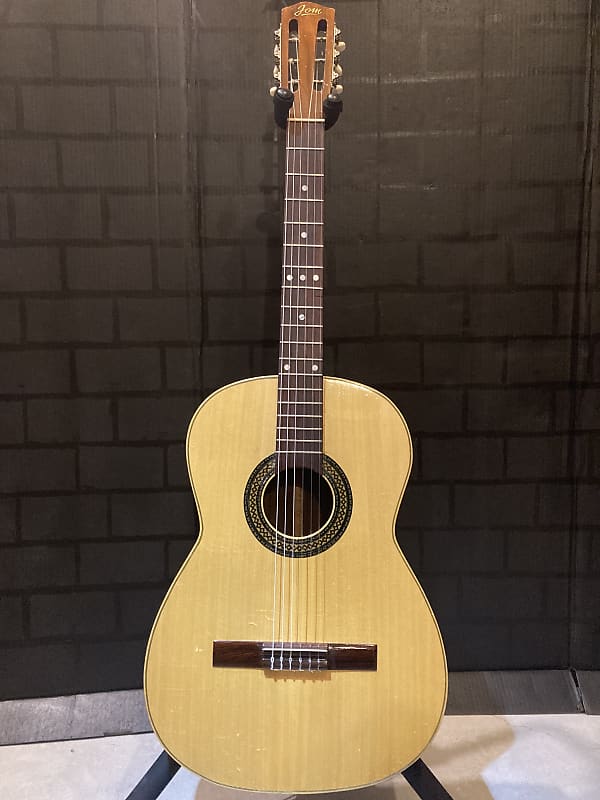 Jom  Classical Guitar   Aged Natural image 1