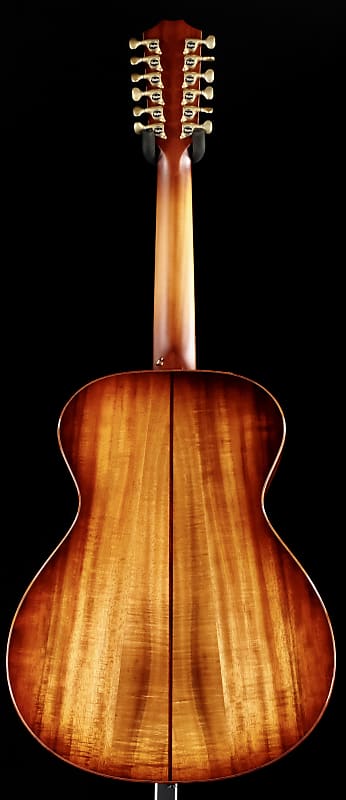 Taylor C62e 12-Fret Grand Concert Hawaiian Koa - Shaded Edgeburst