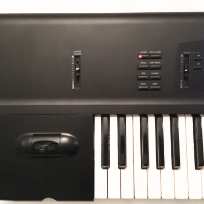 KORG 01/W FD with SMF Synthesizer Workstation Made in JAPAN. SERVICED. Works Perfect !. image 4