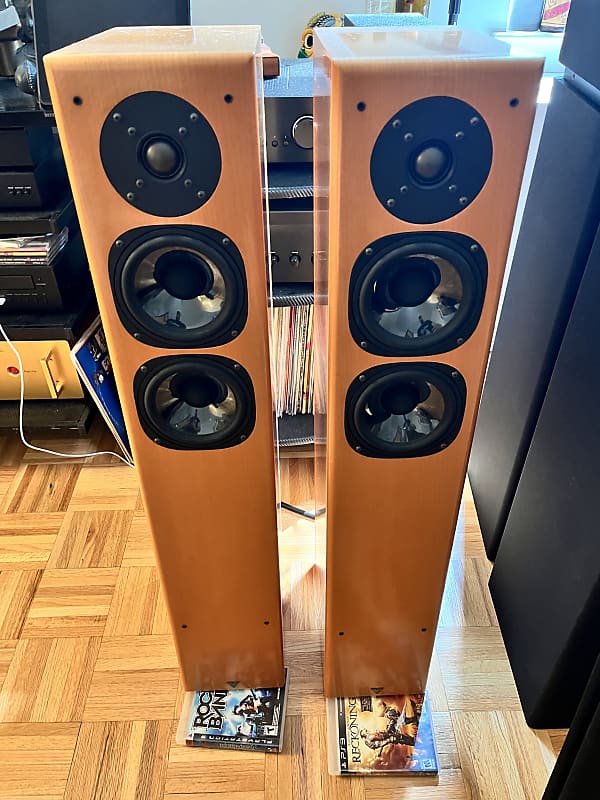 Vienna Acoustics Mozart 1996  			