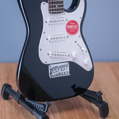 Squier Mini Stratocaster V2 Black image 3
