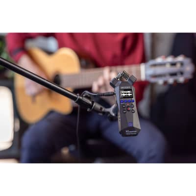Zoom H1essential 32-Bit Float Handy Recorder with Built-in Microphones image 7
