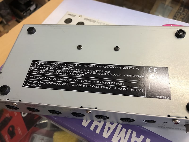 Yamaha UX256 USB midi interface | Reverb Finland