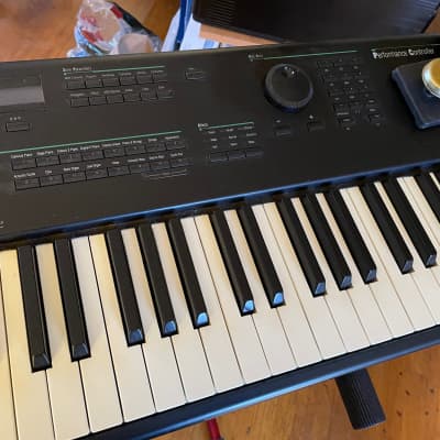 Kurzweil PC88 Weighted Keyboard with Manual and AC Adapter image 3