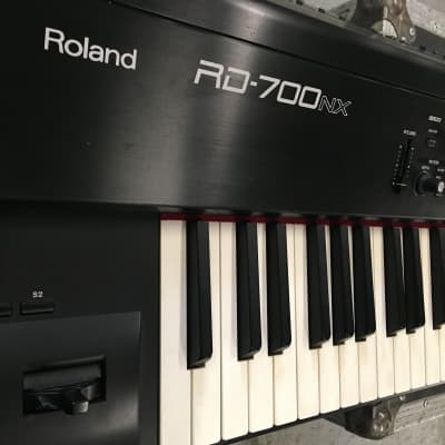 Roland RD-700NX 88-Key Digital Piano