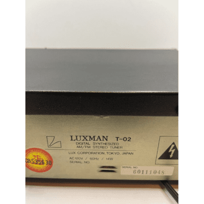 LUXMAN T-02 AM/FM Stereo Tuner image 3