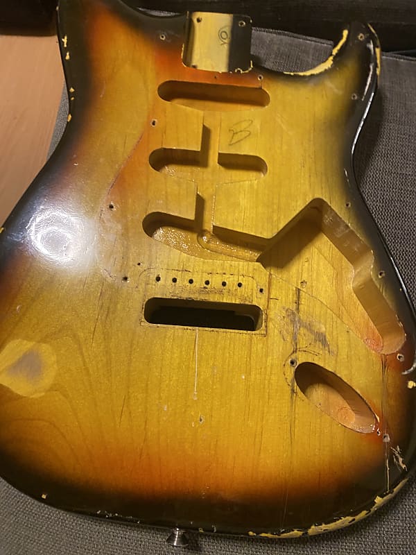 Fender Stratocaster 1963 Sunburst body | Reverb