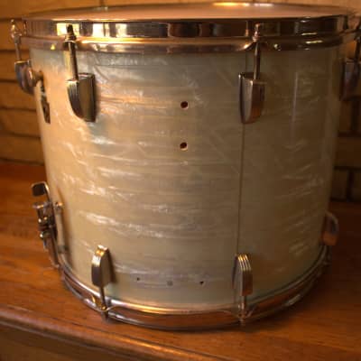 1958  WFL Marching/Parade Snare Drum in White Marine Pearl image 4