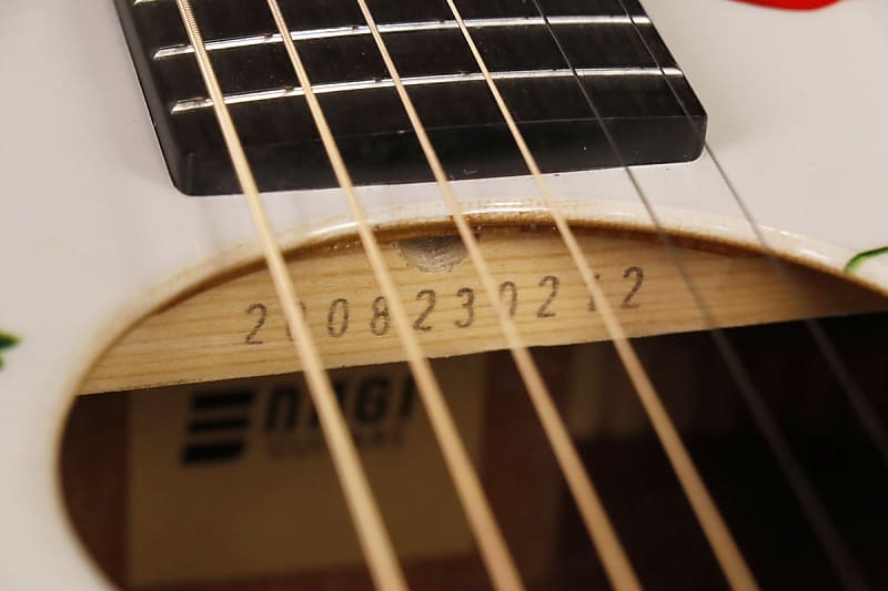 NAGI GUITARS Limited Model cherry Ivory [02/14] | Reverb