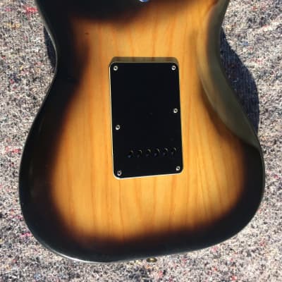 Fender Stratocaster 1979 Sunburst Rosewood Fingerboard image 9