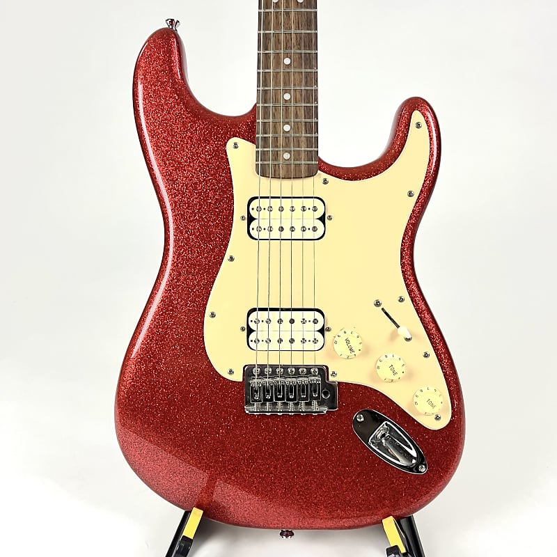 Squier Bullet Stratocaster HH with Tremolo 2010 - 2014 - Red Sparkle image 1