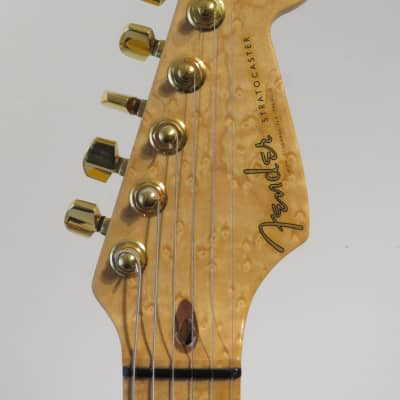 1995 Fender Custom Shop Hank Marvin Autograph Stratocaster only 64 Made image 4