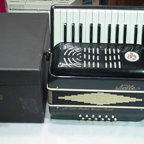 Vintage Italian Made Noble 12 Bass Accordion in Original Case & in Ready to Play Condition  as-is image 2