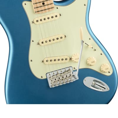 American Performer Stratocaster, Maple Fingerboard, Satin Lake Placid Blue image 3