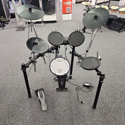 Roland TD-4K Electronic Drum Set (Cleveland, OH)