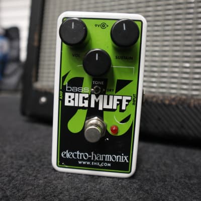 Electro-Harmonix Nano Bass Big Muff Pi Distortion