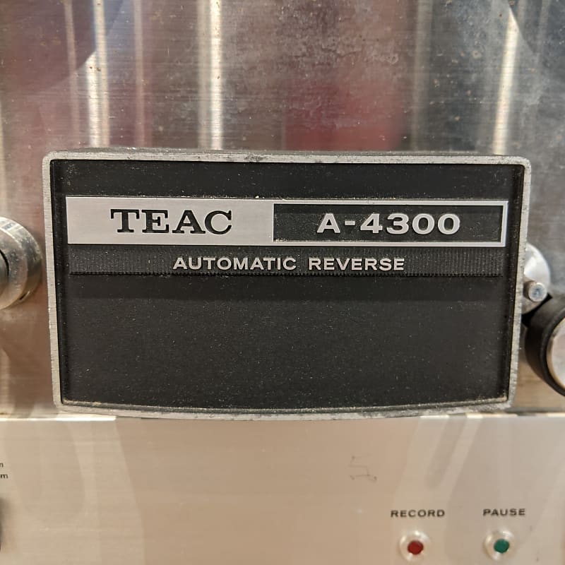 TEAC 2024 A-4300 with automatic reverse