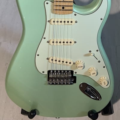 Fender  Player Stratocaster  2018 ***LIMITED EDITION****Metallic Surf Green image 1