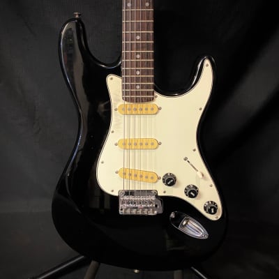 Used Hohner ST Special Electric Guitar w/ Case 030424 for sale