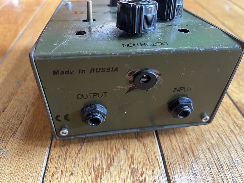 Electro-Harmonix Big Muff Pi V7 (Green Russian) | Reverb Canada