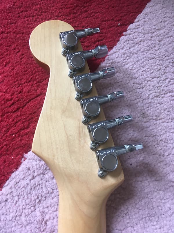 Fender Japan ST-33 Standard Stratocaster 1986-87 Blonde? F
