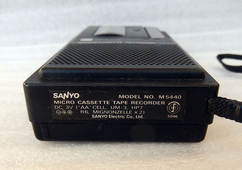 Vintage Sanyo M5440 2 Speed Micro Cassette Recorder