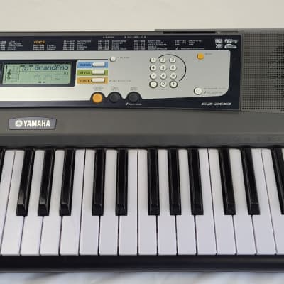 Yamaha EZ-200 EZ200 Electronic MIDI Keyboard 61 Light Up Keys w/adapter 07616 image 4