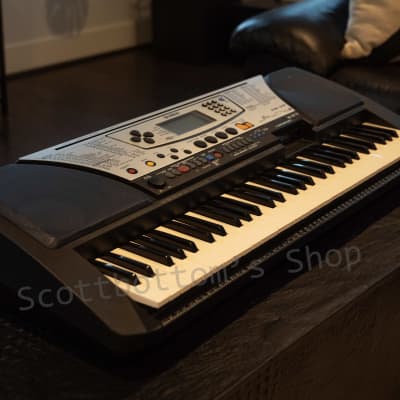 Yamaha PSR 340 Arranger Keyboard