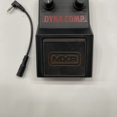 MXR M-202 Dyna Comp Compressor 2000 Series Rare Vintage Guitar Effect Pedal image 2
