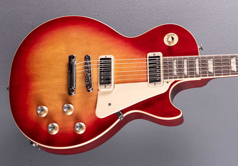 Gibson USA Les Paul Deluxe 70's - 70's Cherry Sunburst | Reverb