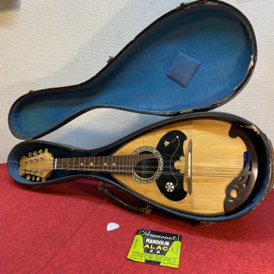 1956 Kunishima Bowl back Mandolin with original case, pick, string (Made in  Nagoya) | Reverb Norway