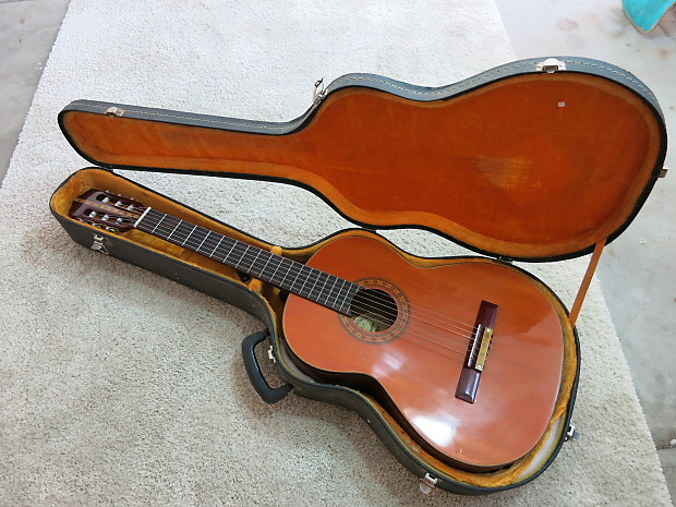 Vintage 1970s 1980s Korean Orlando Classical Acoustic Guitar With Case