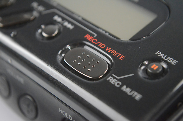 Sony TCD-D8 DAT Digital Audio Tape Portable Walkman Recorder TCDD8