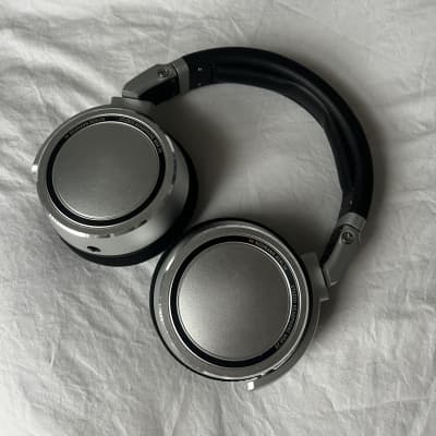 Neumann NDH 20 Dynamic Studio Monitoring Headphones 2019 - Present - Nickel image 1