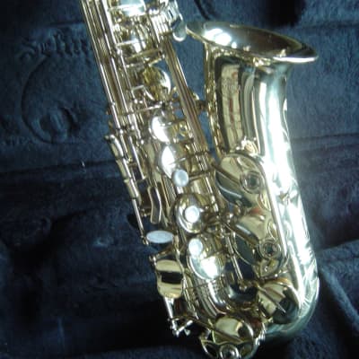 Selmer  Super Action 80 Series III Alto  Saxophone - True Mint Condition image 2