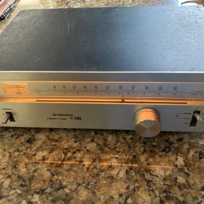 Pioneer TX-5500II Stereo Tuner 1970's - Silver face image 1