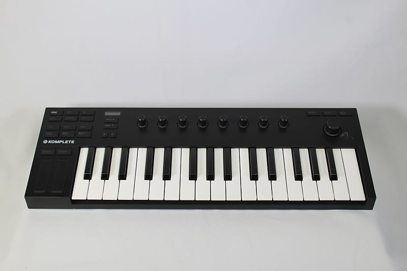 Komplete Kontrol M32 Keyboard Control Surface (Used)