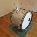 Ludwig Vintage Super Classic 22 X 14 Bass Drum, Silver Sparkle, Very Nice!
