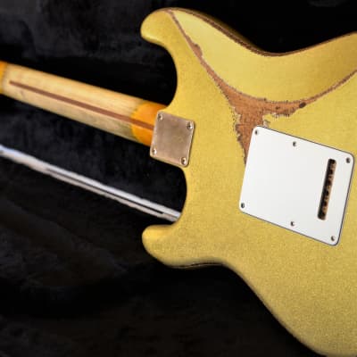 Fender Stratocaster Relic Gold Sparkle Nitro Texas Specials image 17