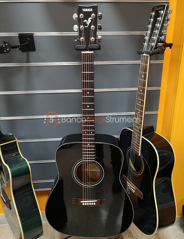 Yamaha F340 BL Acoustic guitar - black